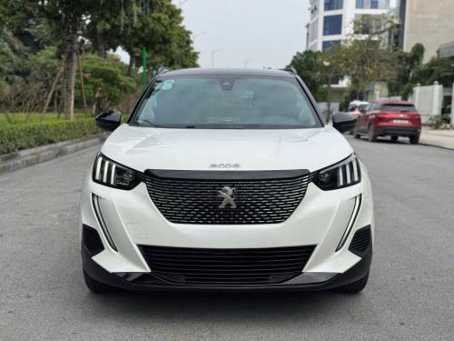Peugeot 2008 GT Line sx 2021