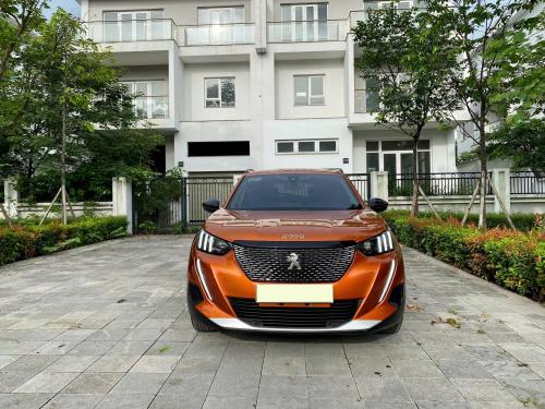 Peugeot 2008 GT Line sx 2021