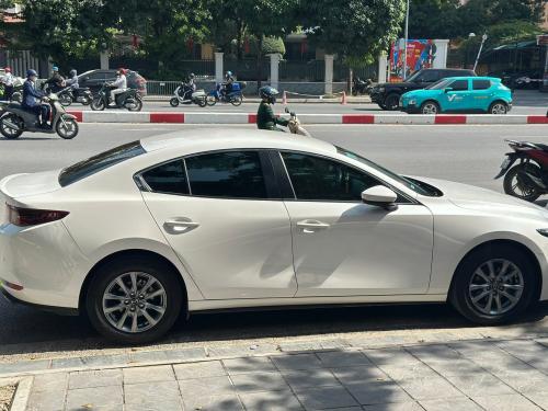 Mazda 3 Luxury sx 2024