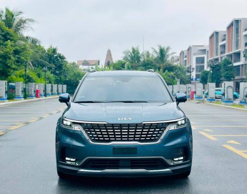 Kia Carnival 2021 2.2D Signature 7 ghế