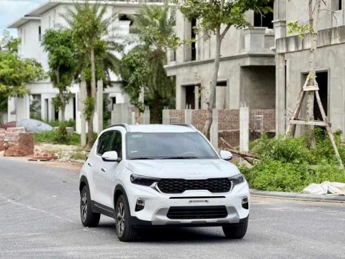 Kia Sonet Luxury 2024