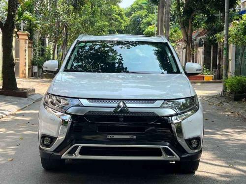 Mitsubishi Outlander 2021 pre