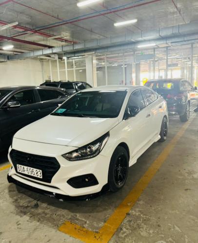 Chính chủ Cần bán xe 4 chỗ đẹp 