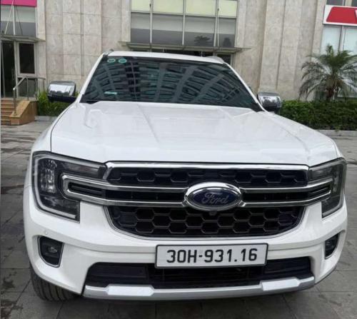 EVEREST TITANIUM 4.2 sx 2025 mới nhất VN
