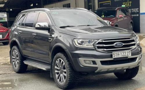 Bán Xe Ford Everest Titanium 20AT 2019