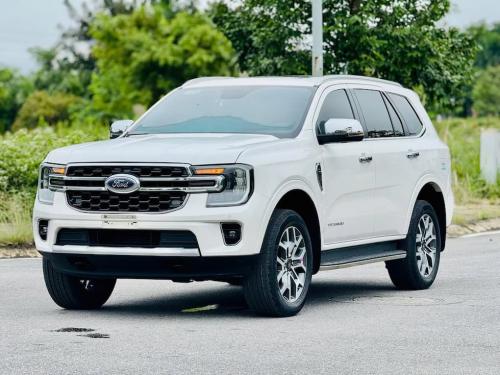 Ford Everest Titanium 4x2 2022 ❇️ Odo 7vkm 1 chủ từ đầu
