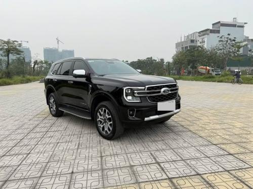 Ford Everest Titanium Plus 2.0L 4x4 AT 2025