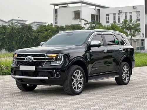 Ford Everest Titanium Plus 2.0L 4x4AT Tự động Máy Dầu 2 cầu 2025 