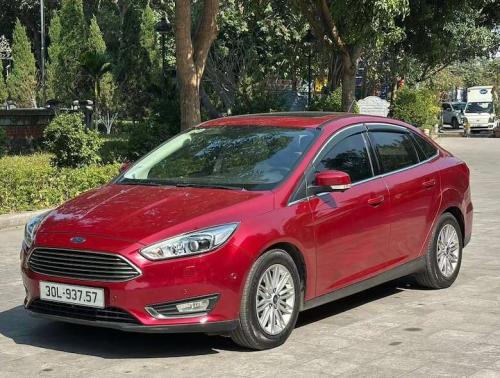 Ford Focus 1.5Titanium full kịch đường tàu, sx 2018