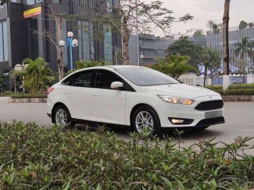 Ford Focus 1.5AT SIÊU MỚI + SIÊU GIỮ+ LÊN NHIỀU ĐỒ