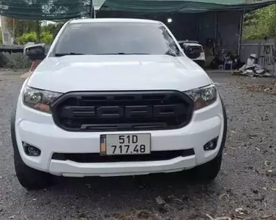 Ford Ranger XLS 2021 – Form thể thao