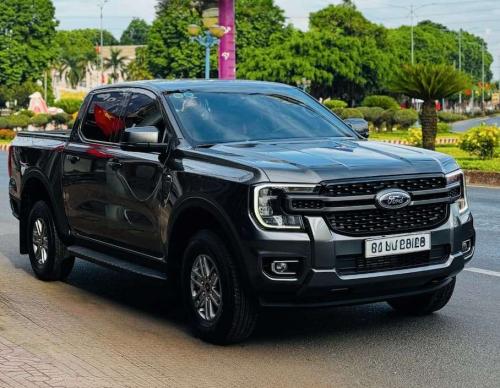 Ford Ranger XLS 2024 lướt