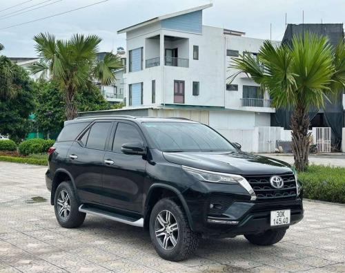 Fortuner dầu AT 2022 chạy 2 vạn