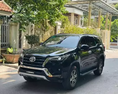Fortuner máy dầu AT 2020