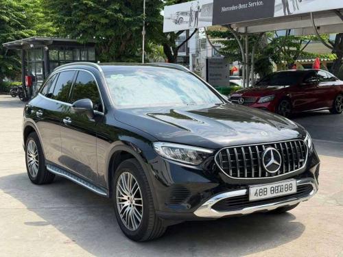 GLC200 4matic sx 2025 chạy 8 nghìn km