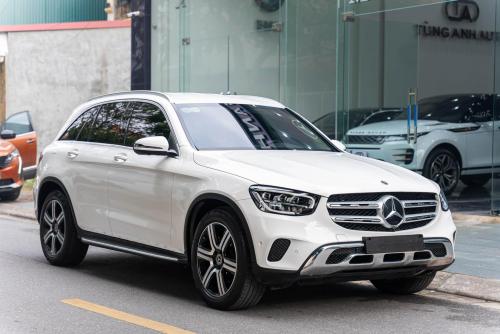 Bán xe lướt GLC200 4Matic sx2021 nội thất Kem sang trọng