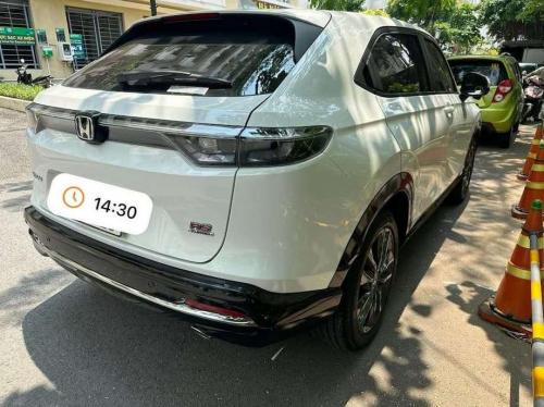 Honda Hrv Rs bản cao cấp 2023 chạy 30 ngàn