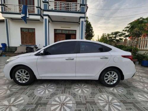 Huyndai accent đời 2018 số sàn BẢN ĐỦ tư nhân 1 chủ từ mới