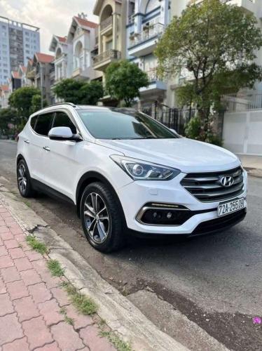 Huyndai SANTAFE AT  2018 bản full dầu , 4x4 hai cầu