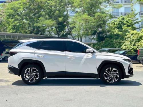 Hyundai Tucson 1.6 Turbo Siêu Lướt 3000Km Sx 2025 Đăng Ký Tháng 12/2025
