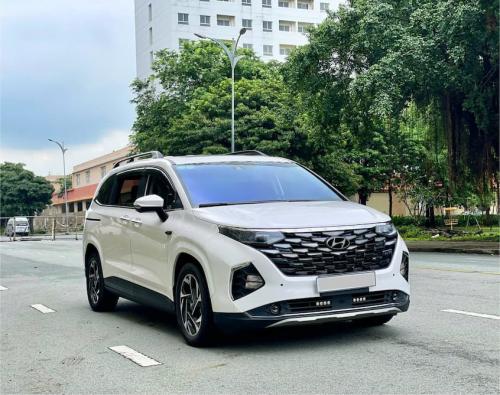 Hyundai Custin 1.5T đặt biệt 2023