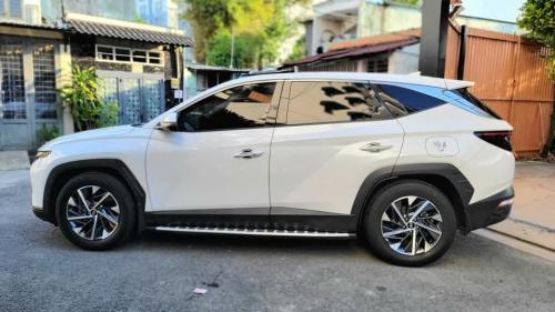 Hyundai Tucson Phiên bản Dầu 2.0 Đặc Biệt 