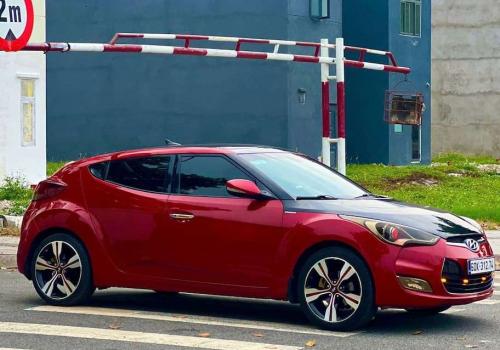 Cần bán Hyundai Veloster 2011