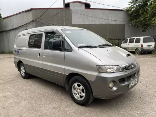 Hyundai Starex 2003, xe 1 chủ dùng từ đầu gia hấp dẫn