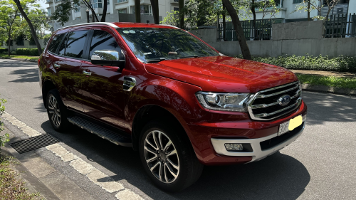 Gia đình mình bán chiếc Ford Everest Titanium 2.0 AT 4x2 2019 - màu đỏ, Đã nâng cấp, đã đi 77000 km