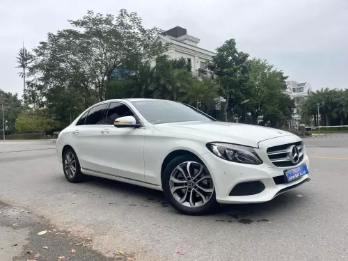 Mercedes-Benz C-Class C200 2018, Tự động, đã đi 30000 km