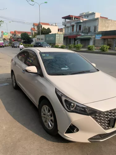 Hyundai Accent Hyundai Accent 1.4 MT đủ 2021, Số sàn, đã đi 28.000 km, xe ở phủ lý hà nam