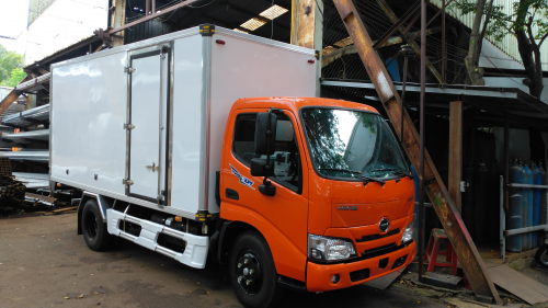 Hino XZU 650 Hino XZU 650 - 4900 KG 2022, RWD