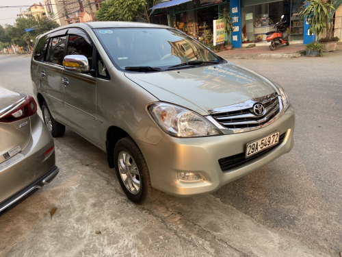 Toyota Innova 2.0 2017