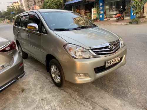 Toyota Innova 2.0 2017