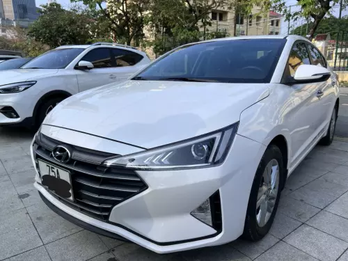 Hyundai Elantra 1.6 AT 2021