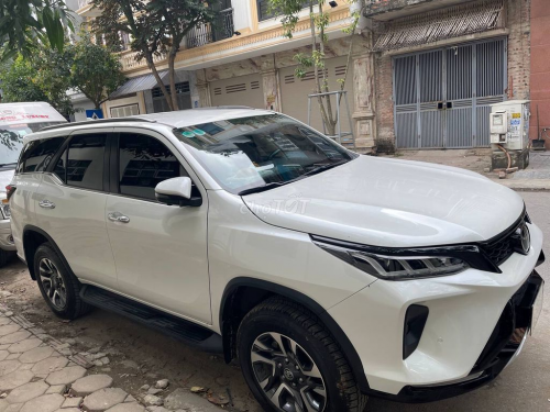Toyota Fortuner Legender 2.8AT 4x4, 2 Cầu 2022