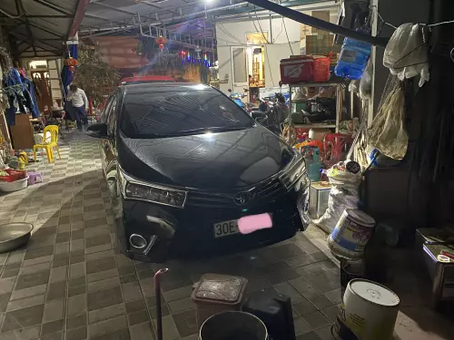 Toyota Corolla Altis 1.8G 2015