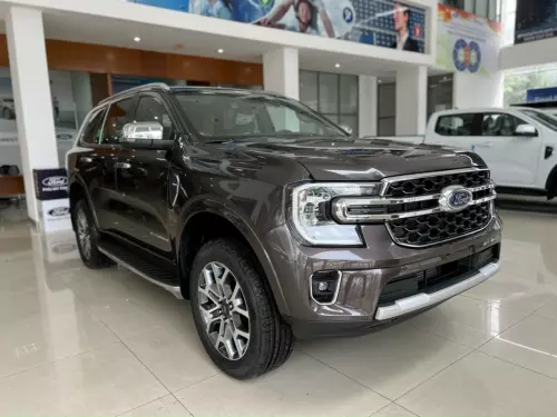 Xe mới Ford Everest 2022 