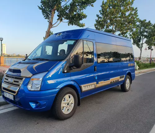 Xe mới Ford Transit 2023 2022