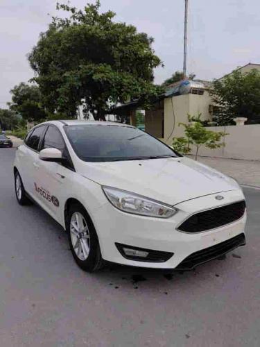 Ford Forcus hatbak AT 