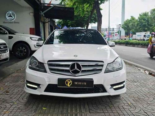 MERCEDES C300 AMG PLUS ĐỘNG CƠ V 6 