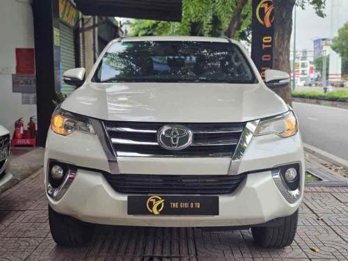 Toyota Fortuner 2.7 AT 