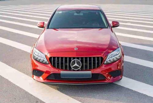 Mercedes-Benz C180 
