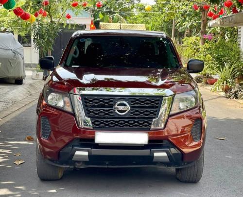 Nissan Navara AT bản 1 cầu