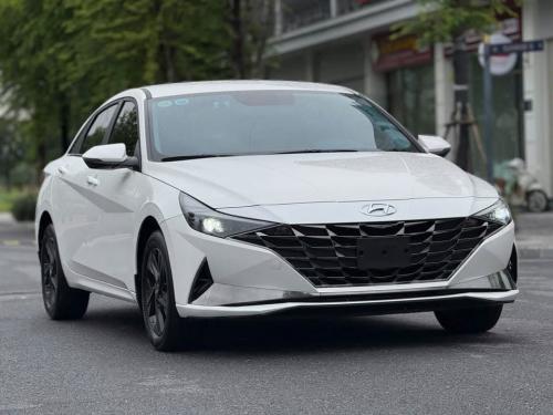 Huyndai Elantra 1.6AT Đặc biệt 