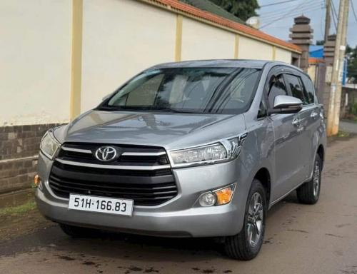 Toyota innova 2019 số sàn