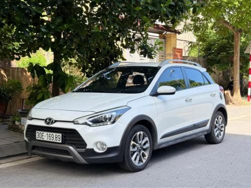 Hyundai I20 Active nhập khẩu 