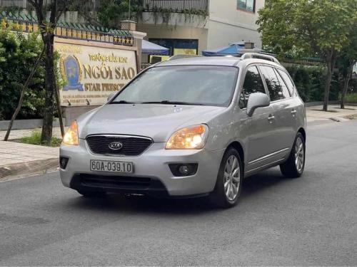 Kia Carens 2.0 