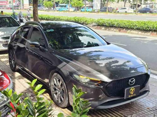 Mazda 3 Sport 1.5 Premium