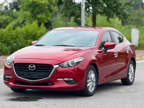 Mazda 3 1.5AT luxury 
